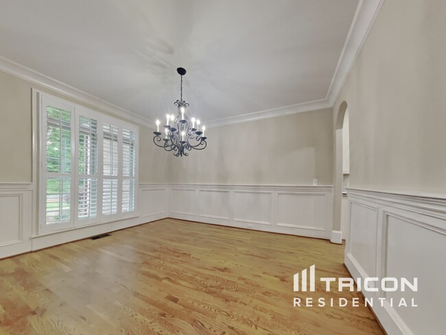 Building Photo - 2907 Wynnewood Dr