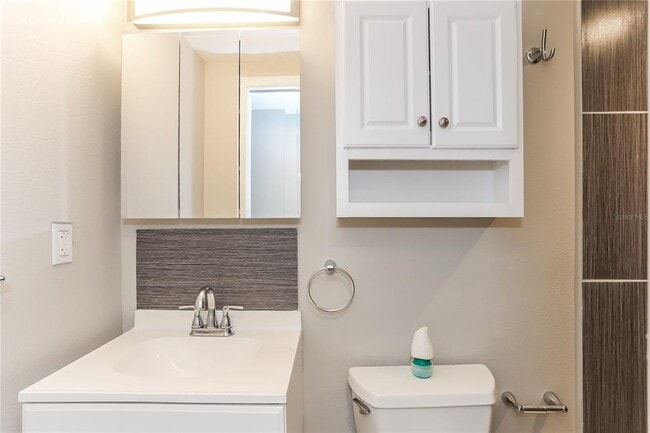 Building Photo - 7941 23rd Ave N