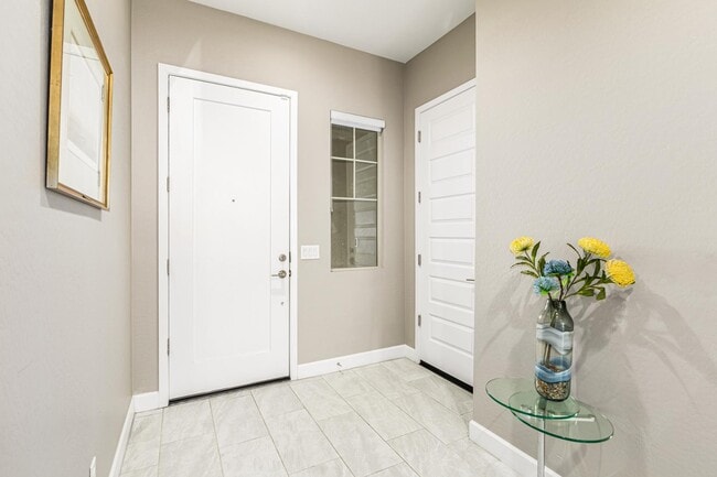 Building Photo - 7611 E Camino Vivaz