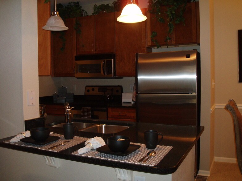 Building Photo - 12913 Tradd St