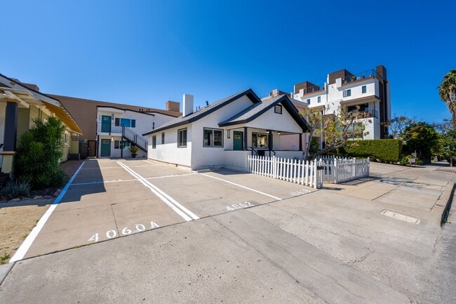 Building Photo - 4062 Goldfinch St