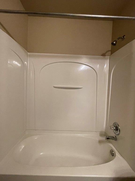 Building Photo - 3631 Vanguard Dr