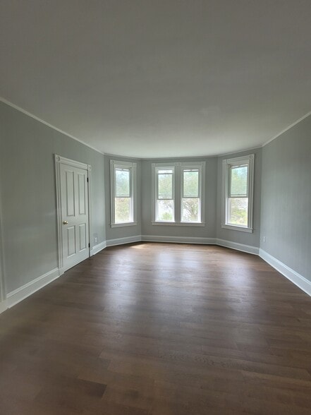 Main bedroom - 232 Broadway