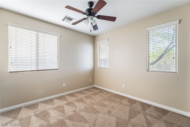 Building Photo - 1160 Blue Magenta Ave