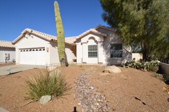 Building Photo - 9941 E Paseo San Bernardo