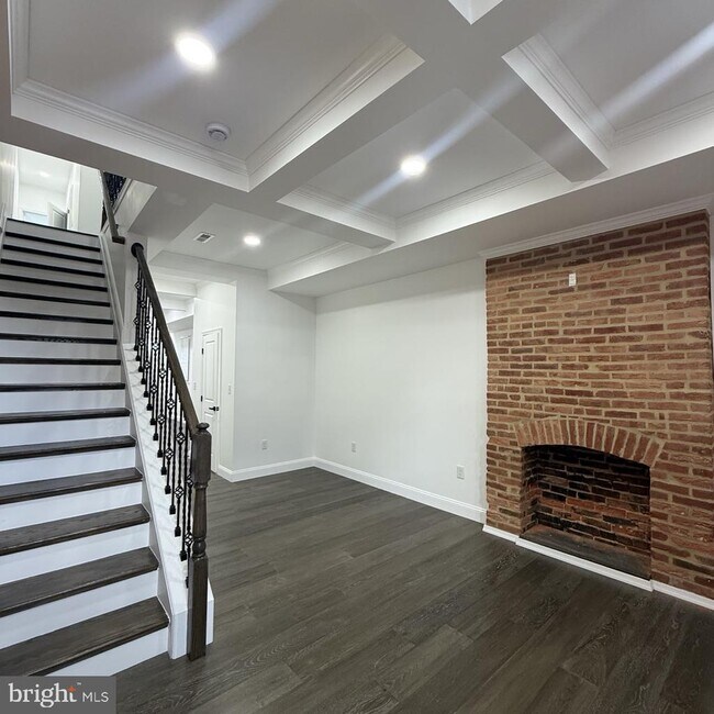 Building Photo - 1432 E Lanvale St
