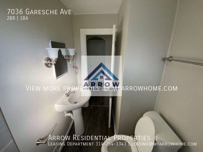 Building Photo - 7036 Garesche Ave
