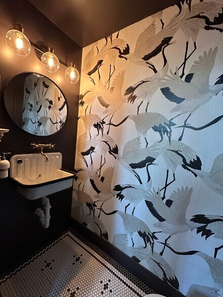 Building Photo - 1621 S 11th St