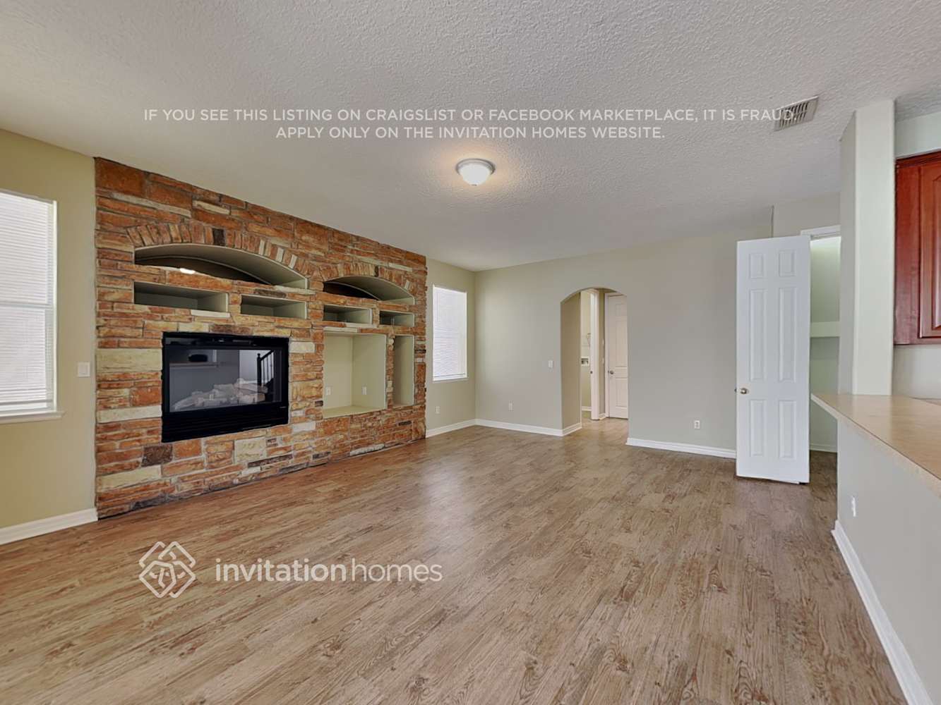 Building Photo - 2061 Cedar Park Ln