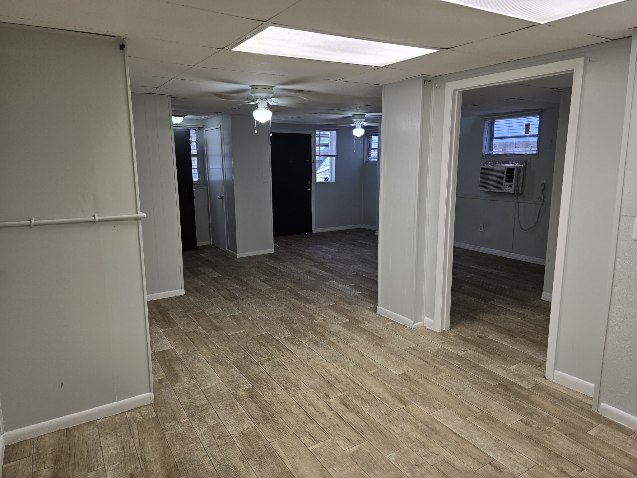 Building Photo - 7107 Arlet Dr