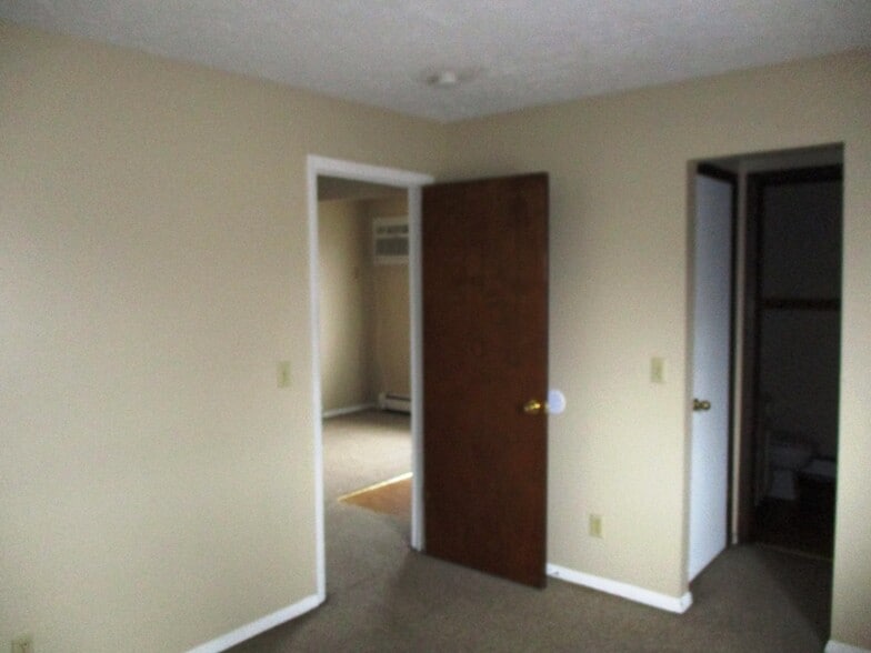 Building Photo - 711 S Towanda Ave