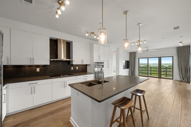 Building Photo - 3600 S Lamar Blvd