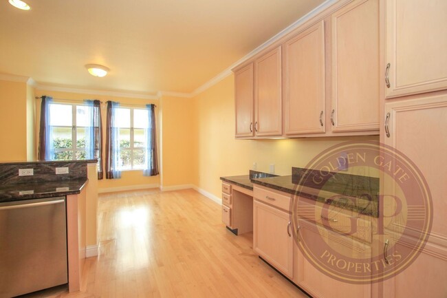 Building Photo - Twin Peaks - 2 BR, Office, 2.5 BA Townhome...