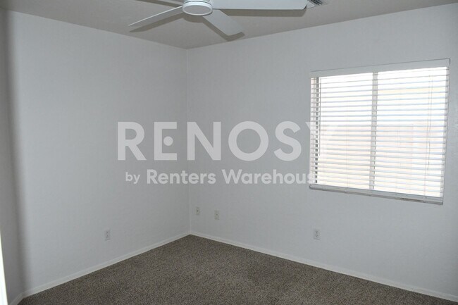 Building Photo - Ideal 3 Br 2 Ba 2 Cg Home Near Loop 303 & Greenway in Surprise!