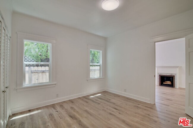 Building Photo - 641 N Martel Ave