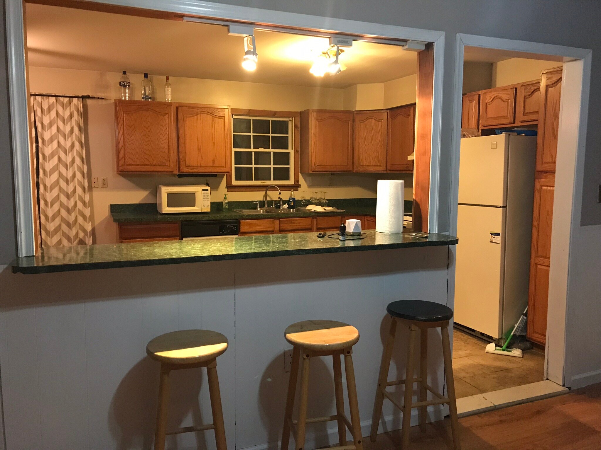 Building Photo - 201 Lock St