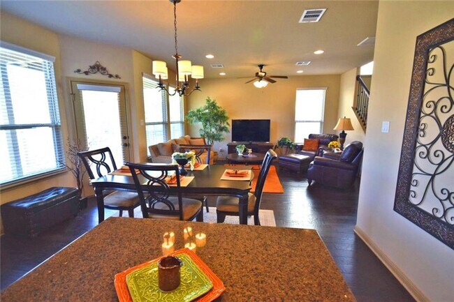 Building Photo - 10504 Branden Ct