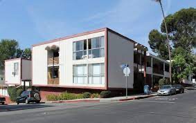 Building Photo - 2157 Vine St