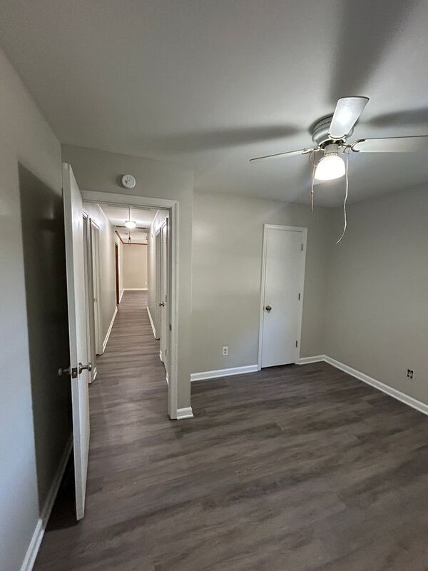 Building Photo - 2001 Old Iron Rd