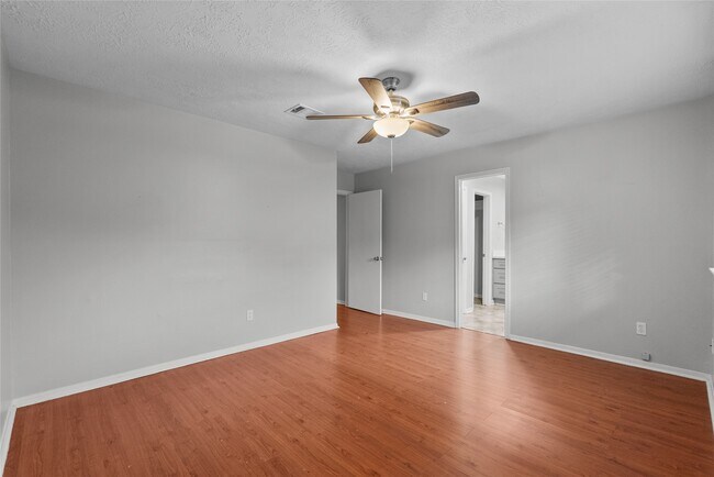 Building Photo - 15834 Constitution Ln