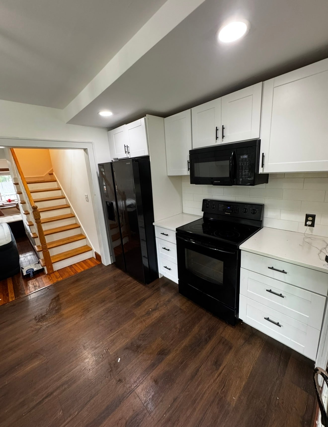 Building Photo - 47 E Gilson Ave