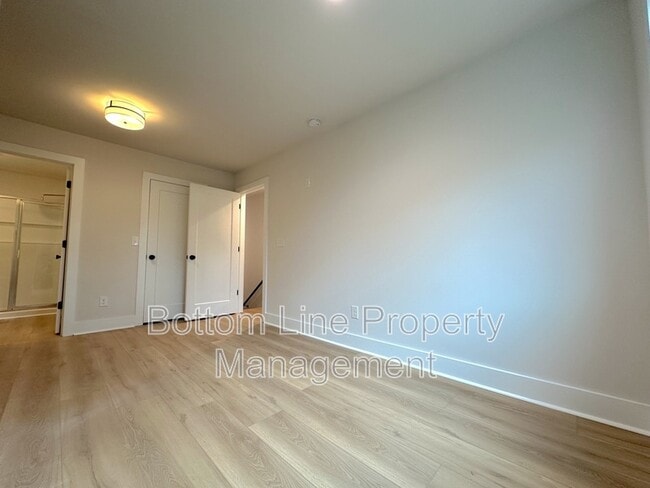 Building Photo - 1312 Carolyn Dr