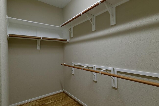 Building Photo - 35 Ebony Oaks Pl