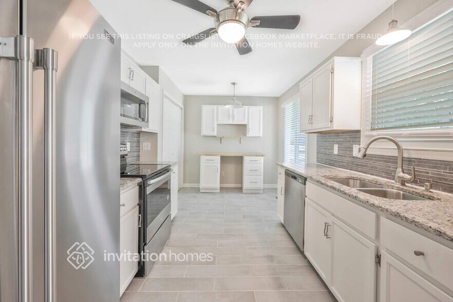 Building Photo - 816 Restover Ct