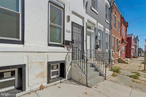 Building Photo - 1125 W Cumberland St