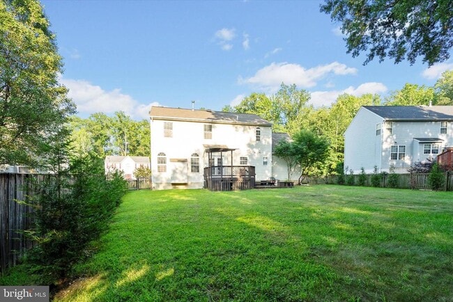 Building Photo - 2230 Community Dr