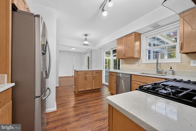 Building Photo - 1608 Mithering Ln