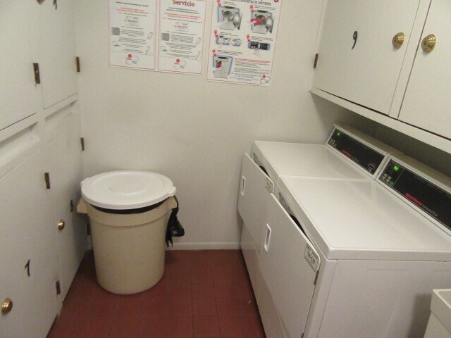 Building Photo - 7234 W North Ave