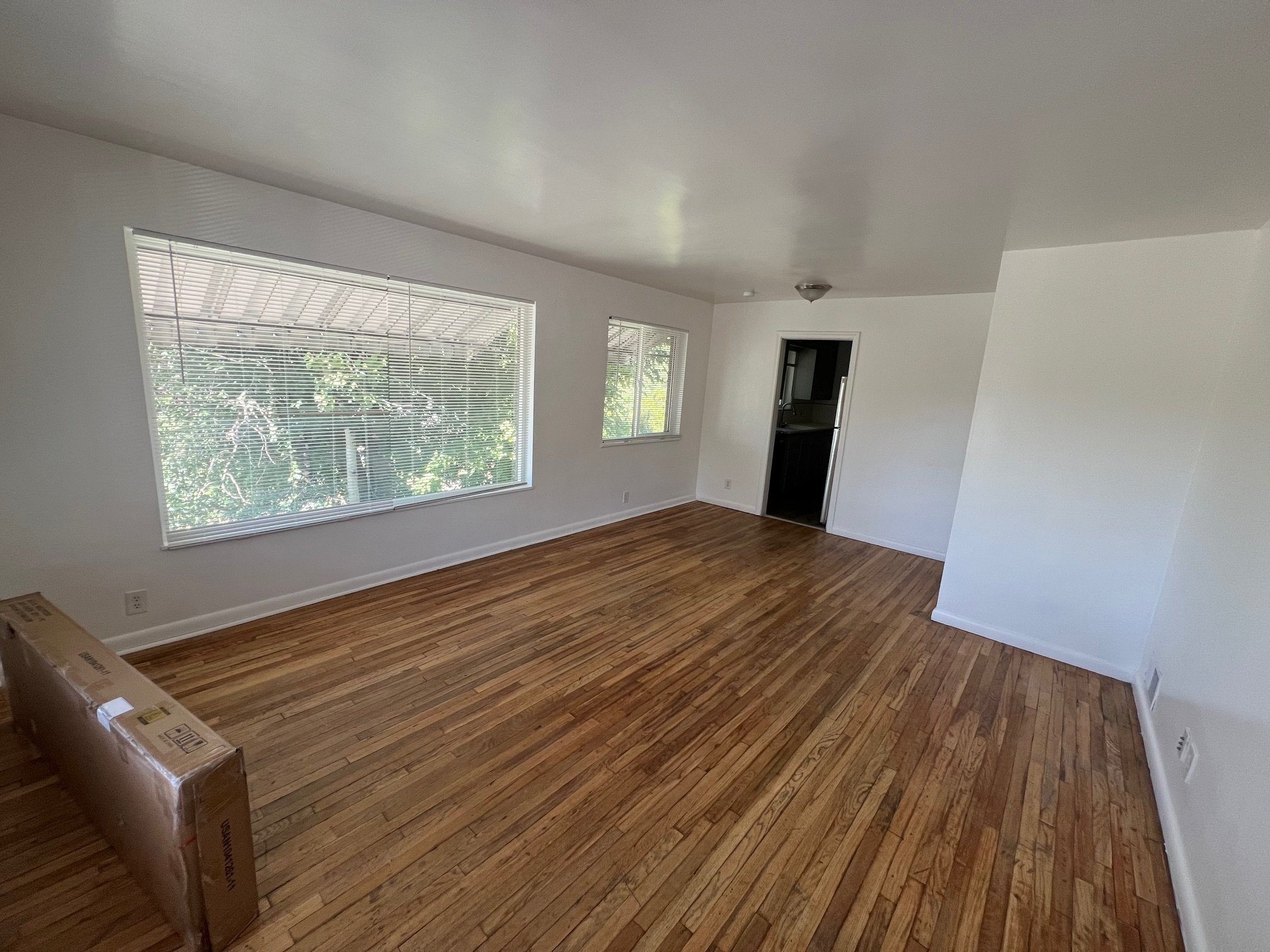 Building Photo - 1107 E 800 S