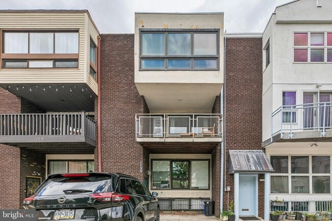 Building Photo - 1130 Lombard St