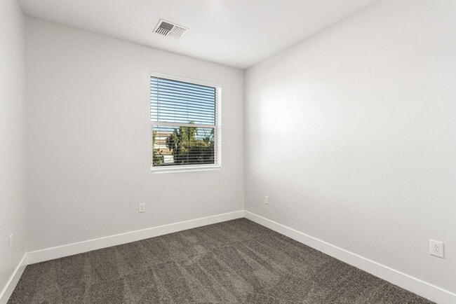 Building Photo - 7531 E Billings St