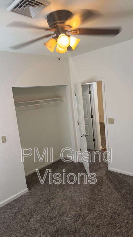 Building Photo - 2151 11th St