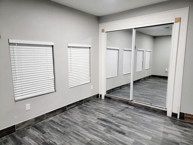Building Photo - 7210 Colton St