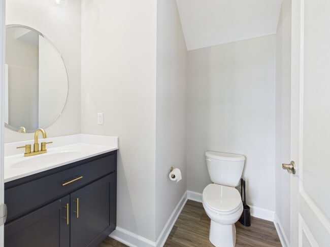 Building Photo - 1700 Dinwiddie Ave