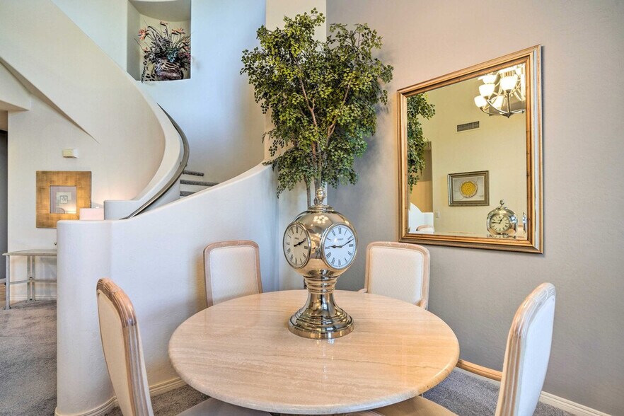 Building Photo - 15240 N Clubgate Dr