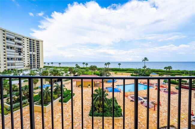 Building Photo - 100 Ocean Trail Way