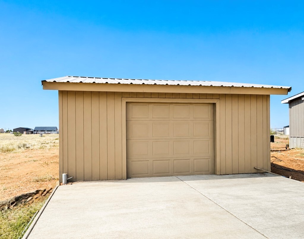 Building Photo - 290 Private Rd 322