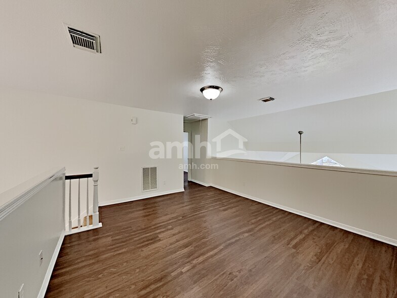 Building Photo - 19727 Water Point Trl