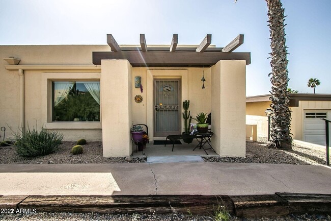 Primary Photo - 37801 N Cave Creek Rd