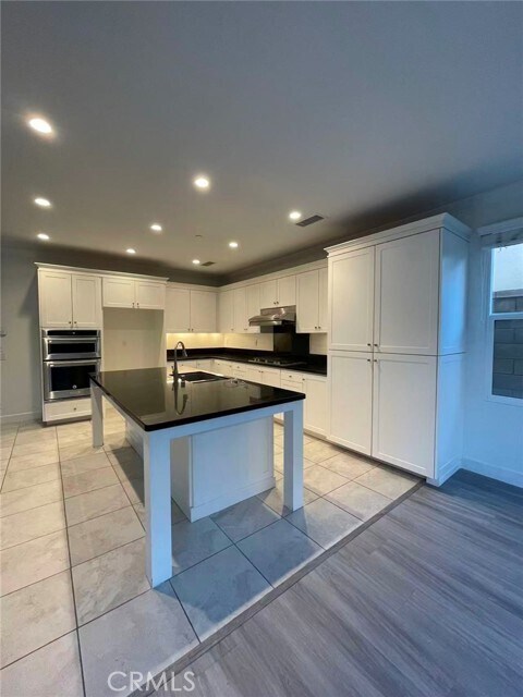 Building Photo - 128 Yuba