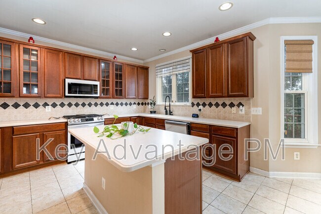 Building Photo - 4203 Talon Dr