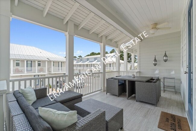 Building Photo - 4923 E County Hwy 30A