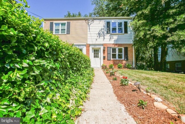 Building Photo - 5810 Fifer Dr