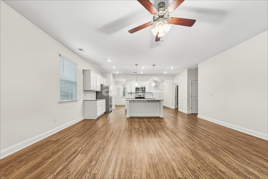 Building Photo - 181 Sweetgum Drive