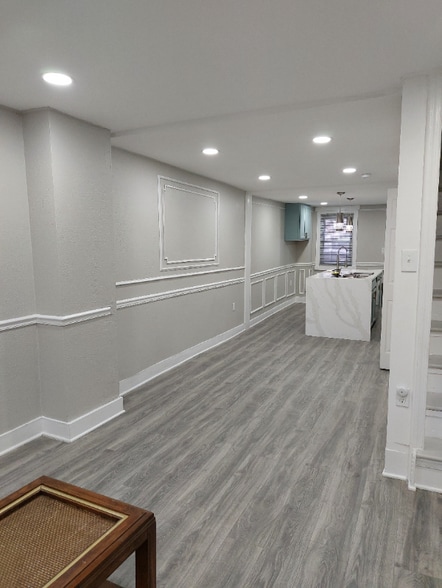 Building Photo - 615 Chapel Alley