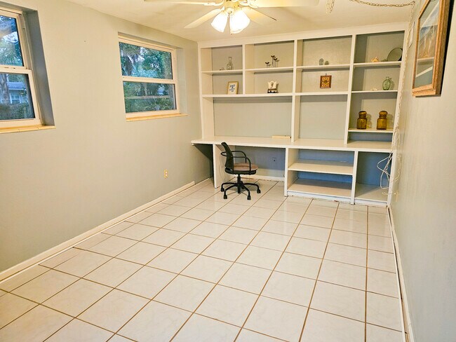 Building Photo - 3747 Coronado Rd